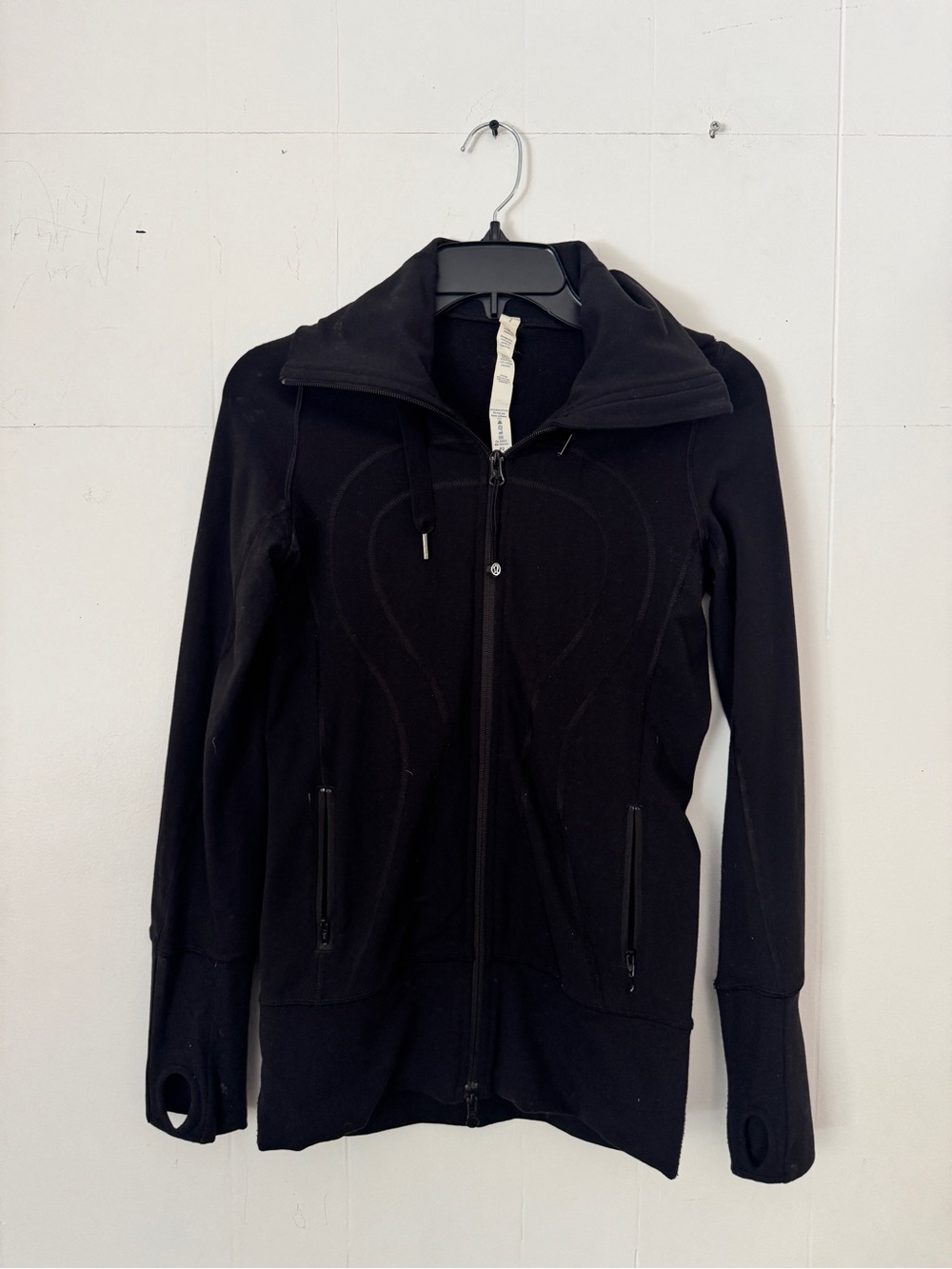 Lululemon black Women's Zip Front Jacket - High Collar with Hood- size 2